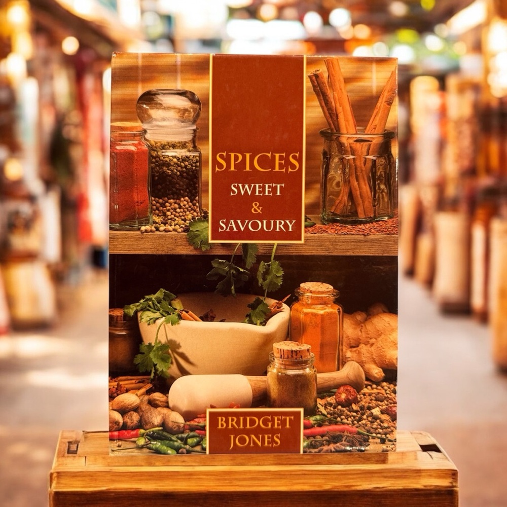 SPICES Sweet & Savoury Cookbook Set